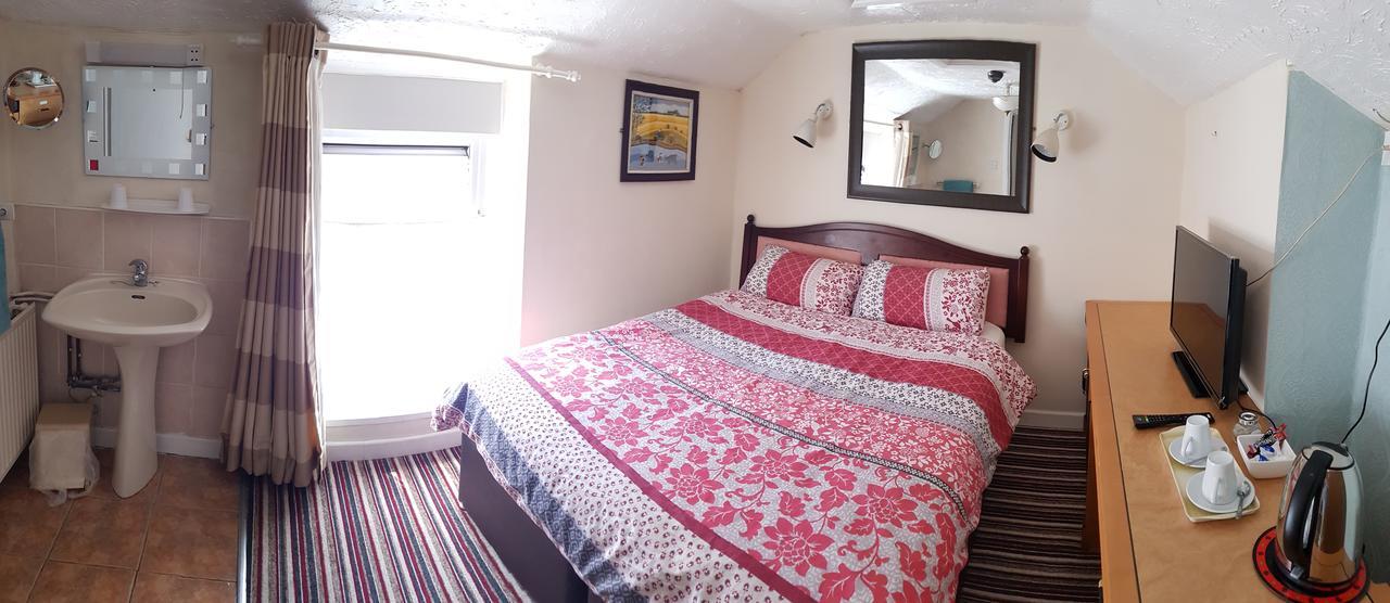 Sandpiper Guesthouse Суонзи Екстериор снимка